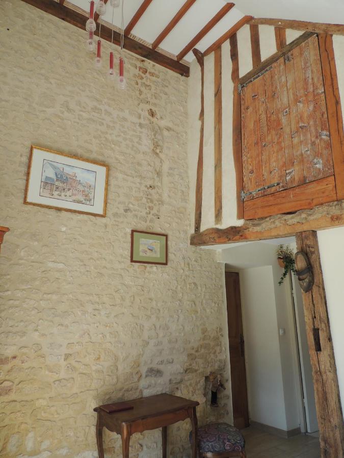 La Ferme Du Bourg Bed and Breakfast Eraines Eksteriør billede